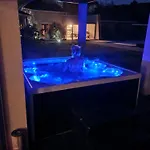 La Bredi Proche De Bordeaux Avec Piscine Et