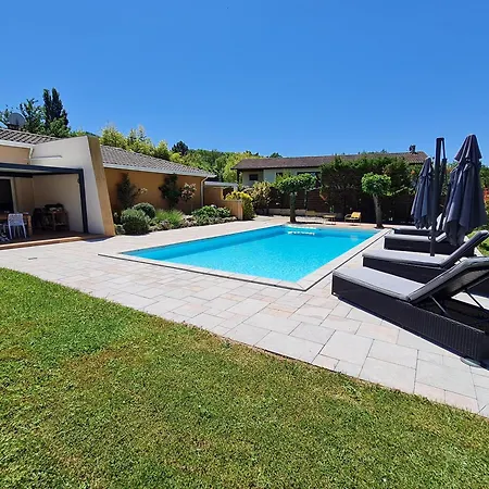 ヴィラ La Bredi Proche De Bordeaux Avec Piscine Et