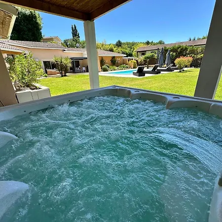 Villa Avec Piscine Et Sur La Route Des Vins